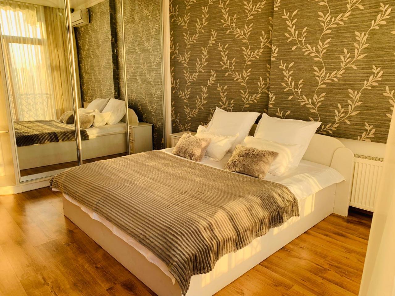 Arkadia Palace 2Bd Apartment Odessa Eksteriør billede